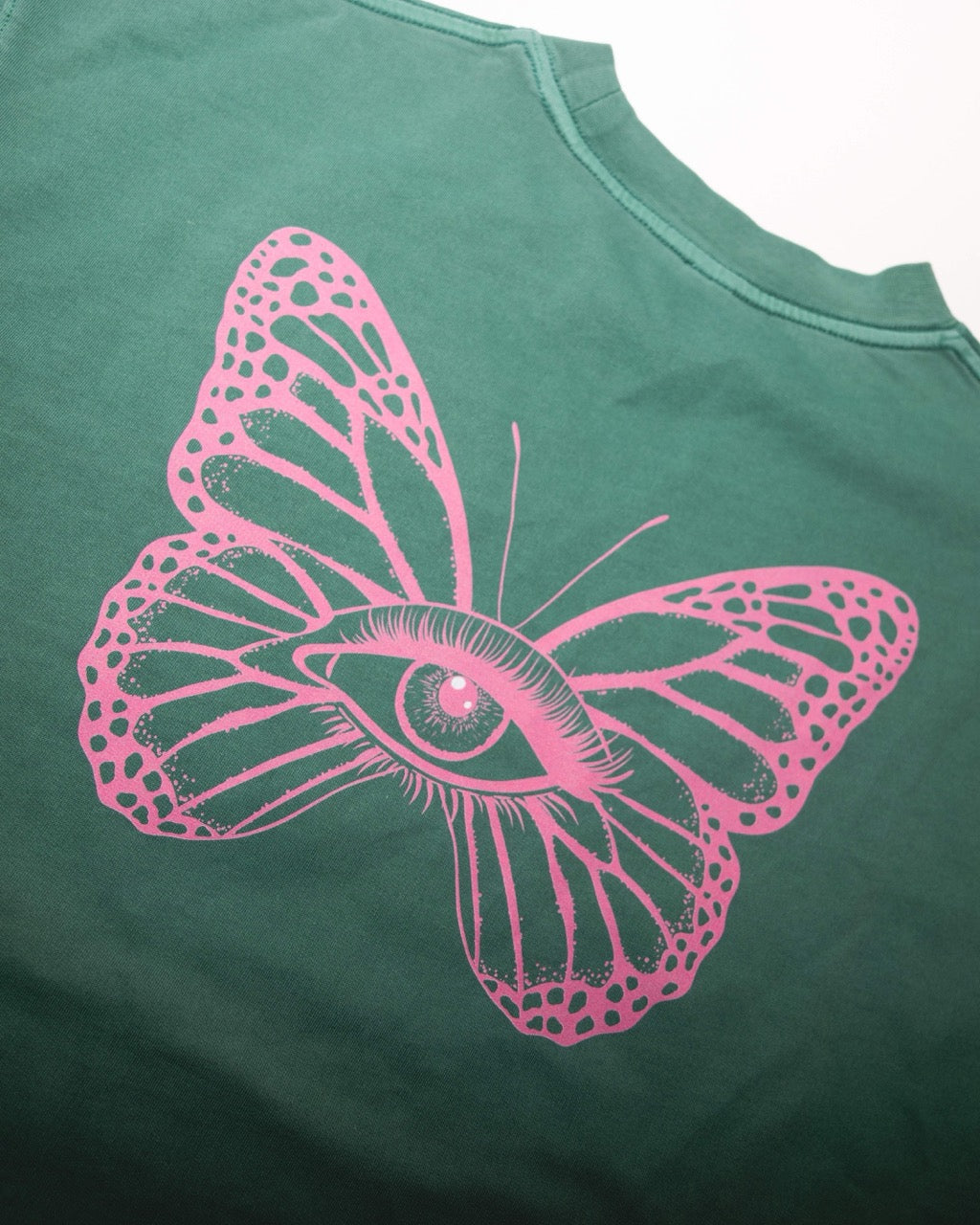 FLY EYE - Boxy Cut Faded Look Back Logo T