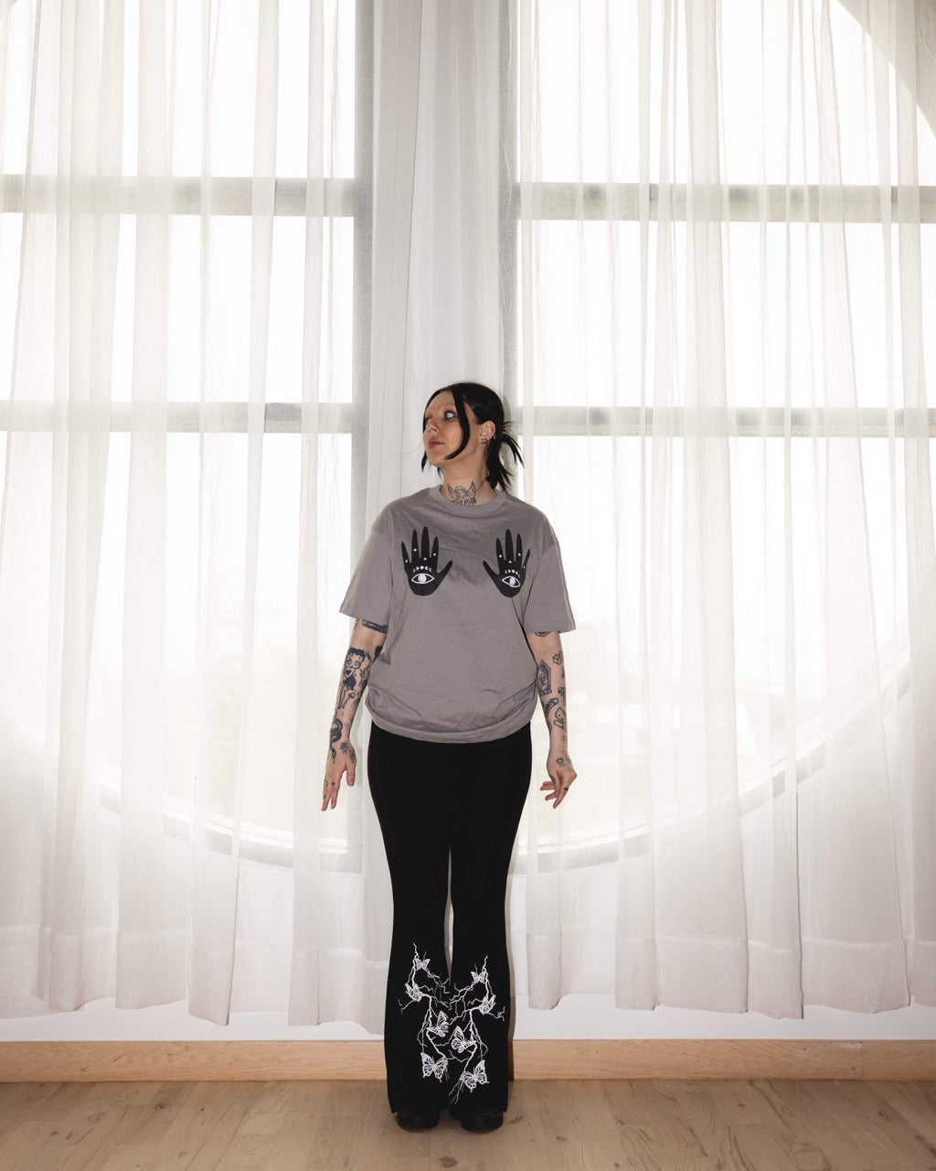 SPIRIThands - Loose Cut T